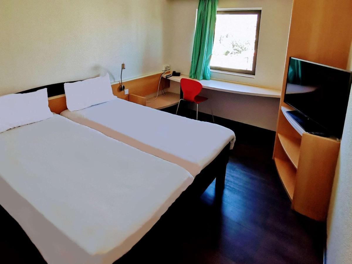 Hotel Ibis Leiria Fatima Exterior foto